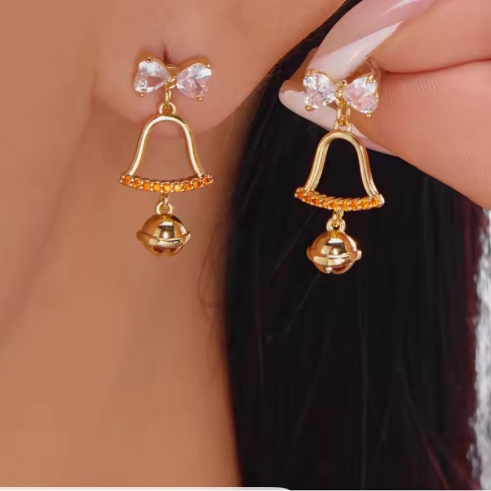 ❣️5|$25❣️Gold and Orange Bell Earrings. 🆕